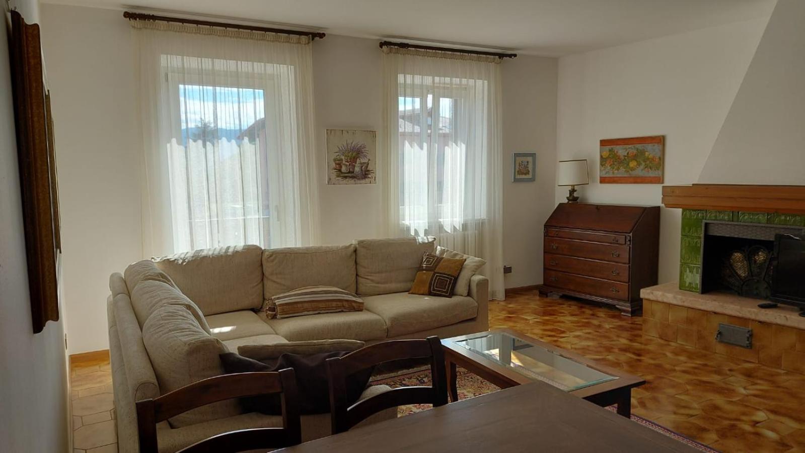 Casa Vacanze Paola Romeno Extérieur photo